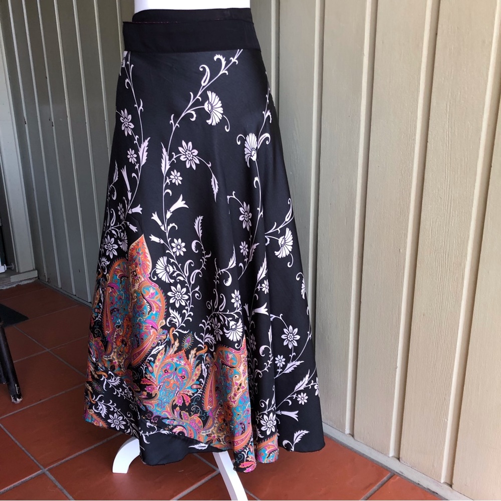 No label Indian Poly Reversible Long Wrap Skirt. Free Size - Picture 3 of 8